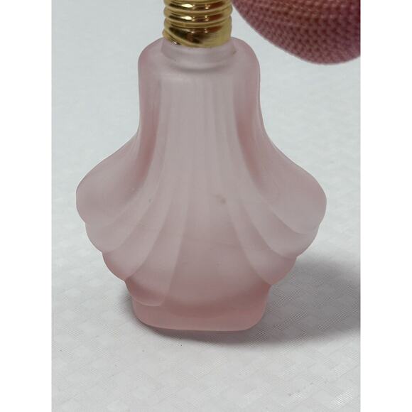 Vintage FROSTED Pink Glass Perfume Bottle Spray Atomizer w/ Pink Bulb Empty - Picture 12 of 12